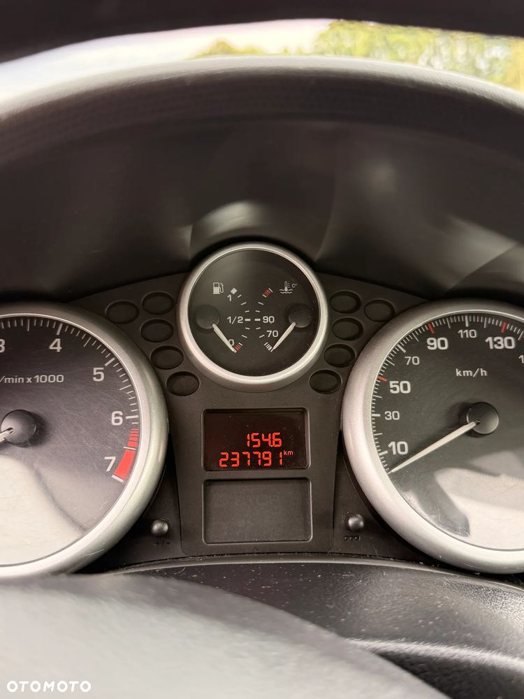 Peugeot 207 - 7