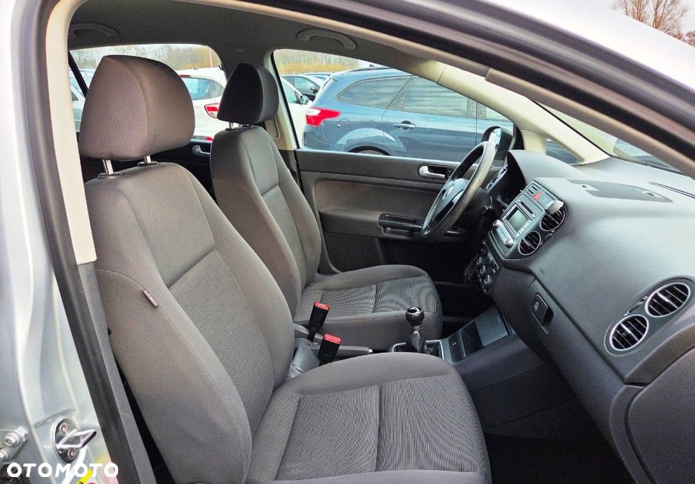 Volkswagen Golf Plus - 23