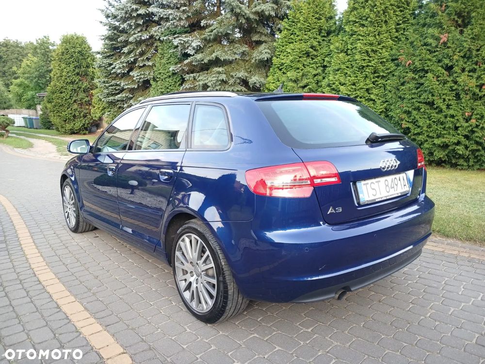 Audi A3 Sportback 2.0 TDI DPF S line Sportpaket - 4