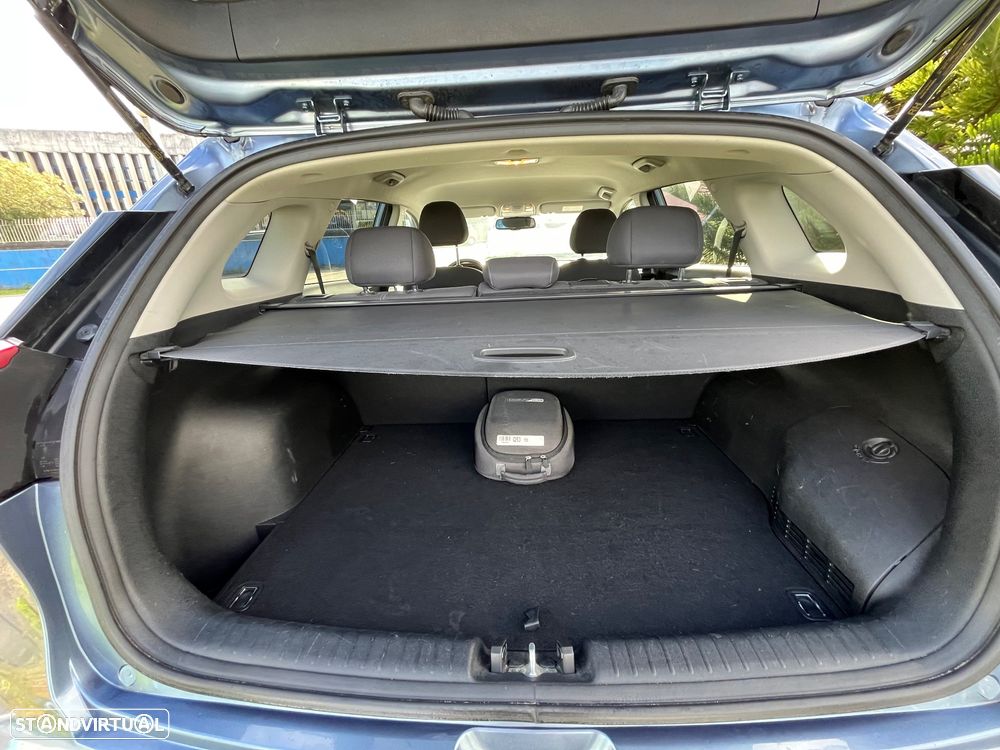 Kia Niro 1.6 GDi HEV Urban - 16