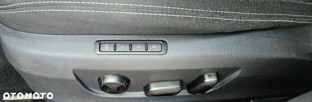 Skoda Superb 2.0 TDI Active DSG - 15
