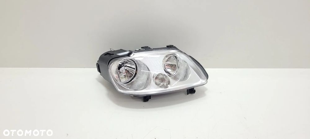 VW CADDY 03-10 TOURAN 03-06 LAMPA PRZÓD PRAWA NOWA - 1