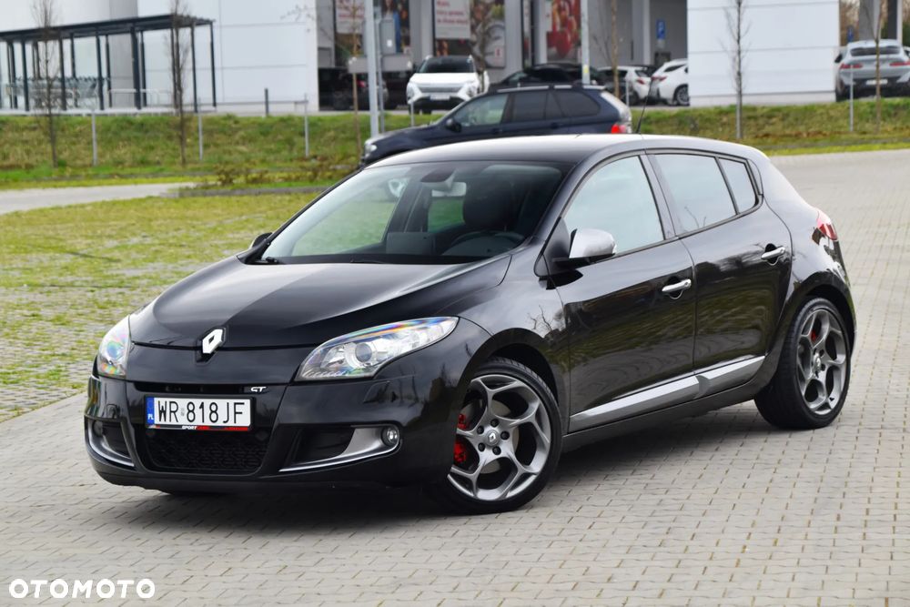 Renault Megane TCe 180 GT - 31