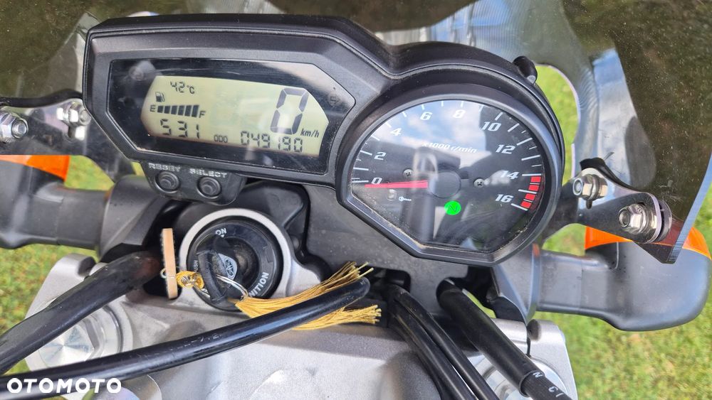 Yamaha FZ6 - 4