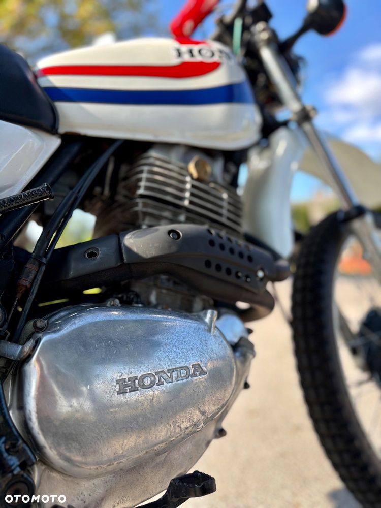 Honda XL - 16