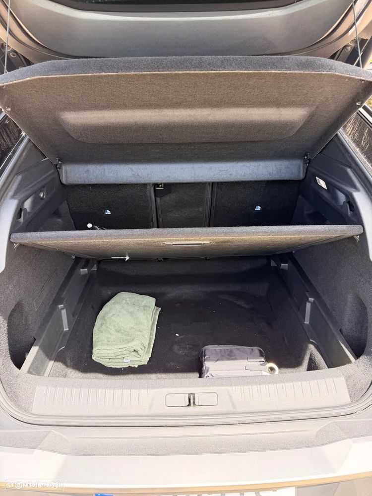 Peugeot 3008 1.2 Hybrid GT e-DCS6 - 20