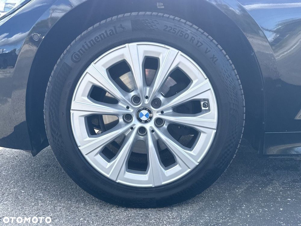 BMW Seria 3 320d xDrive MHEV Advantage - 32