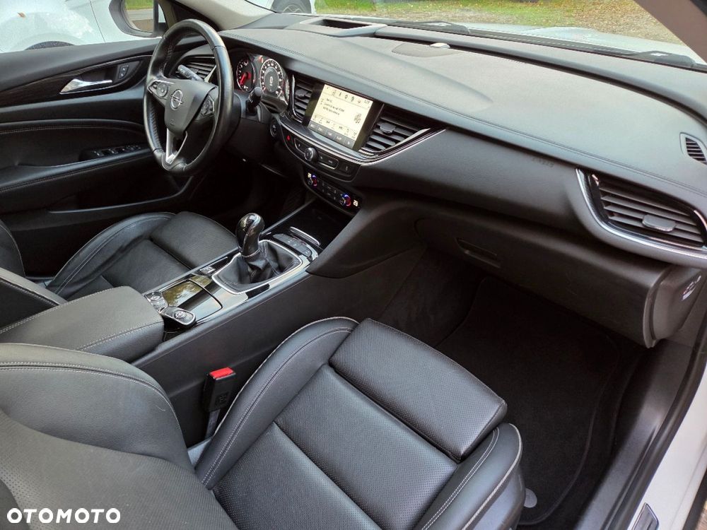Opel Insignia 2.0 CDTI Exclusive S&S - 27