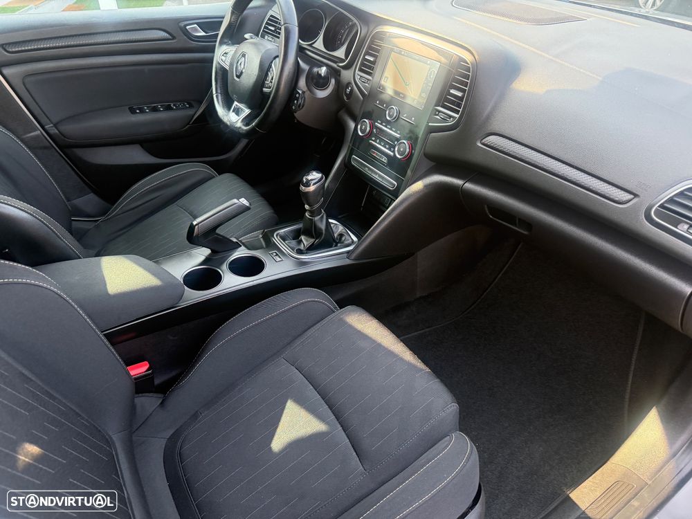 Renault Mégane Sport Tourer 1.5 Blue dCi Limited - 24