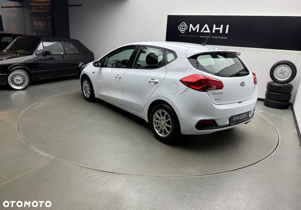 Kia Ceed 1.4 CVVT Attract - 8