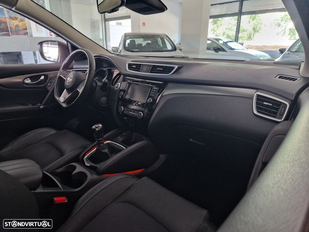 Nissan Qashqai 1.3 DIG-T Tekna - 13