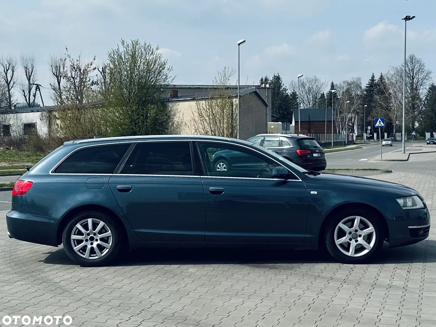 Audi A6 Avant 2.4 - 8