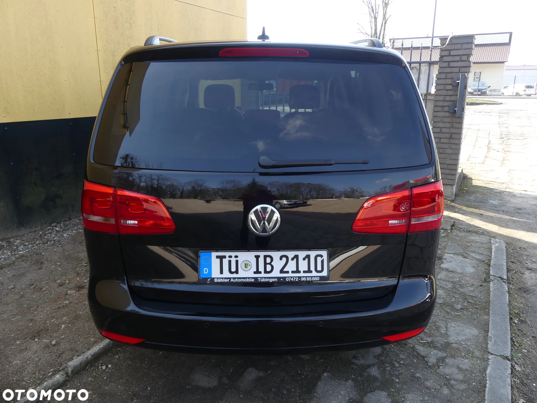 Volkswagen Touran 1.6 TDI DPF BlueMot Comfortline - 16