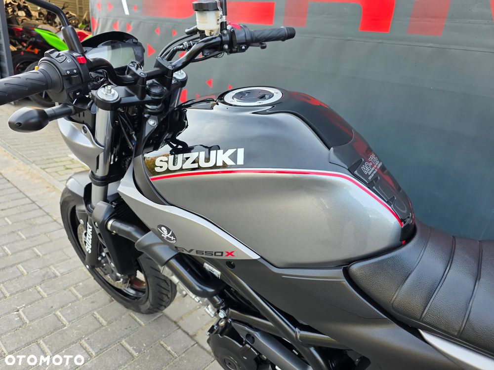 Suzuki SV - 9
