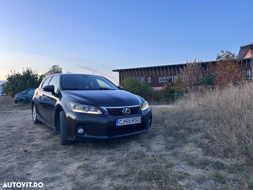 Lexus Ct 2011 photo 2