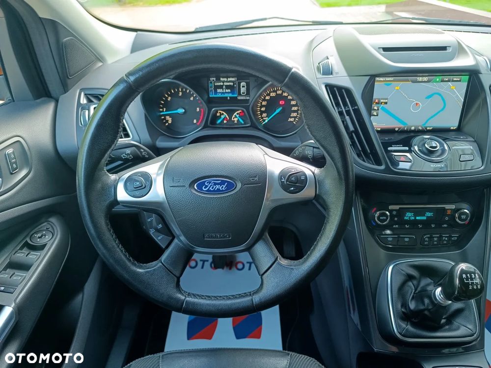 Ford Kuga 2.0 TDCi 4x4 Titanium - 28