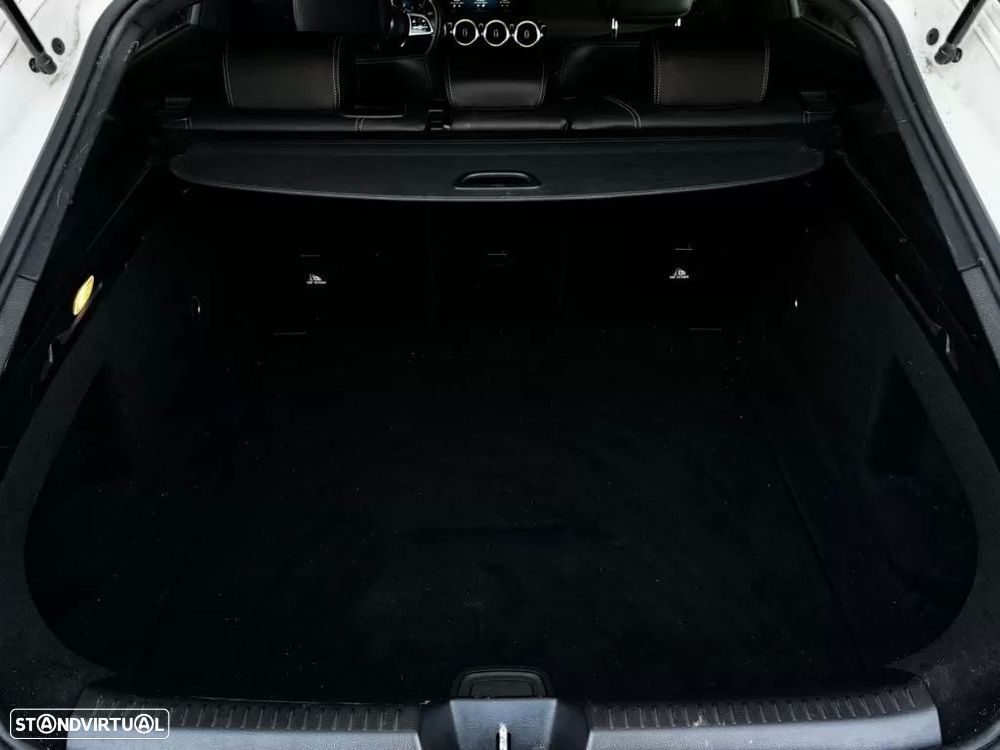 Mercedes-Benz CLA 200 d Shooting Brake 8G-DCT Special Edition - 44