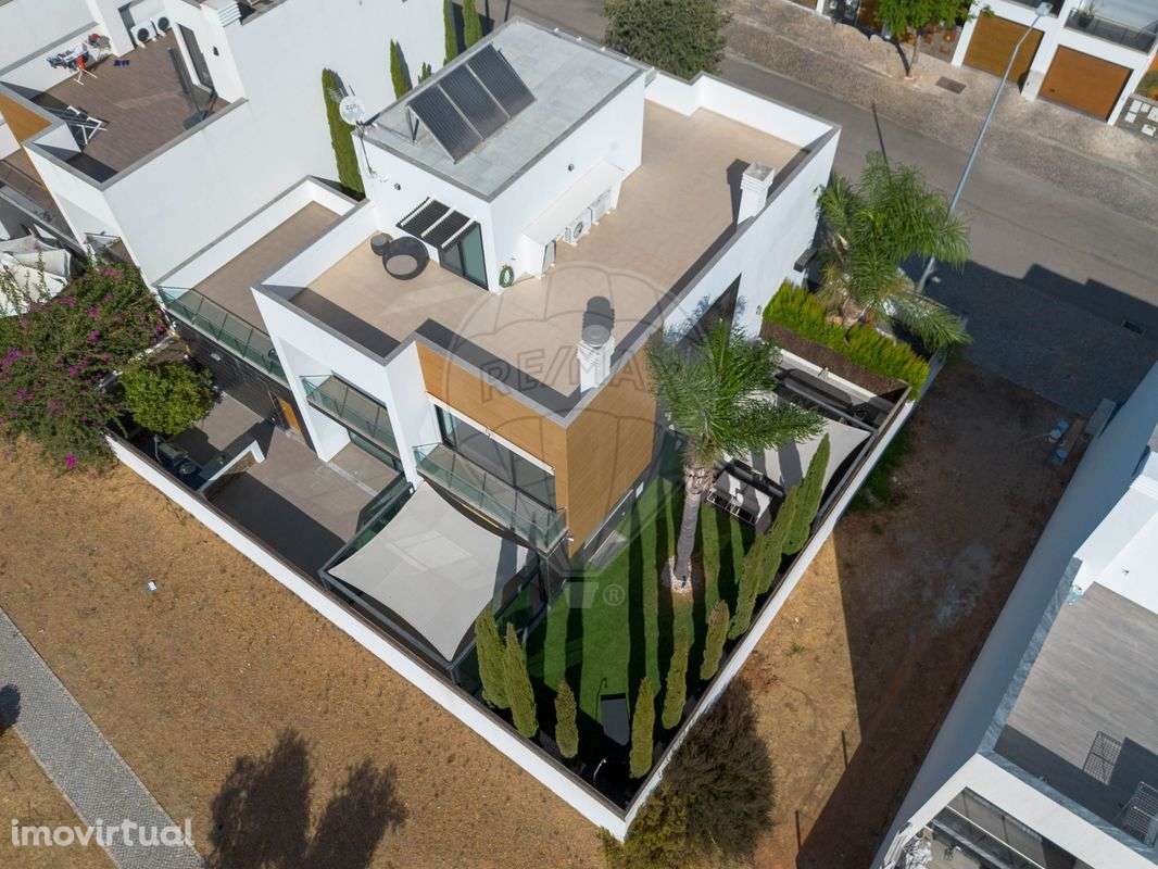 Moradia T4 para venda - Grande imagem: 5/47