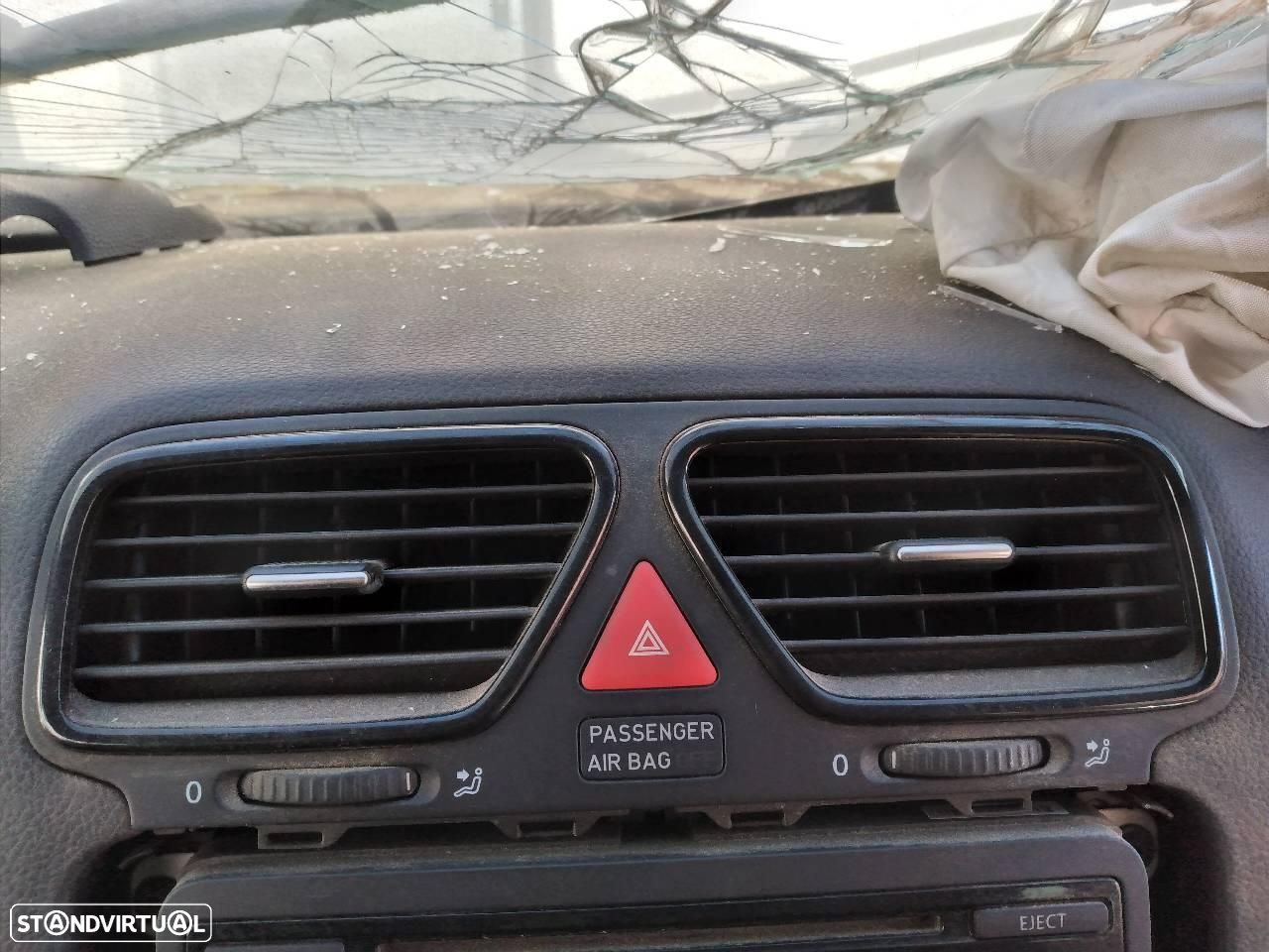 GRELHA AREJADORA VOLKSWAGEN SCIROCCO 137 - 1