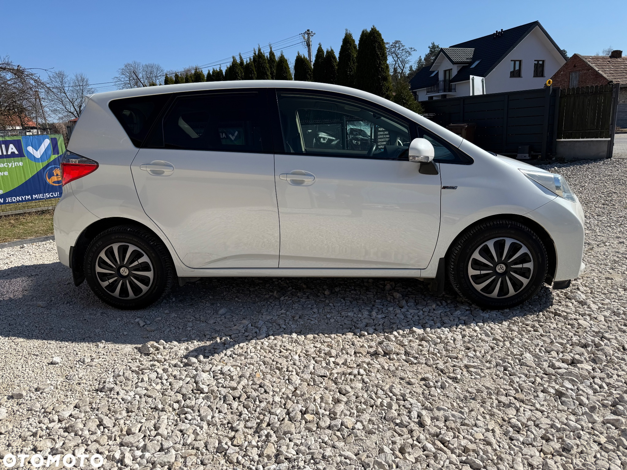 Toyota Verso S 1.4 D-4D Premium - 4