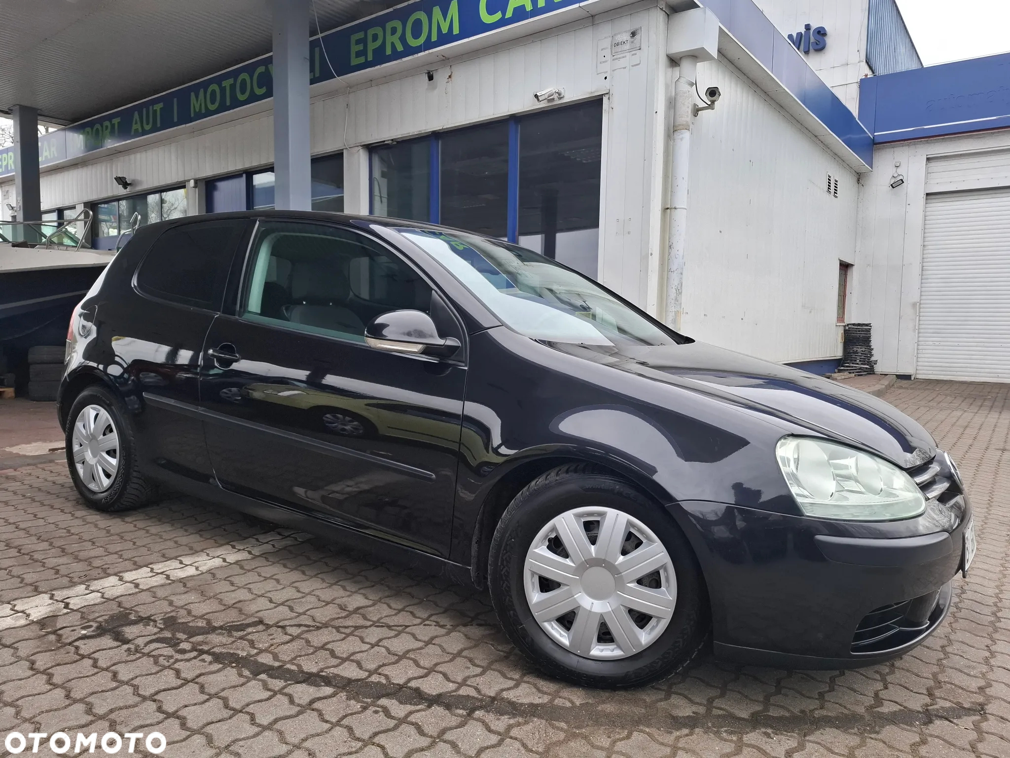 Volkswagen Golf 2.0 TDI DPF BlueMotion Technology DSG Comfortline - 5