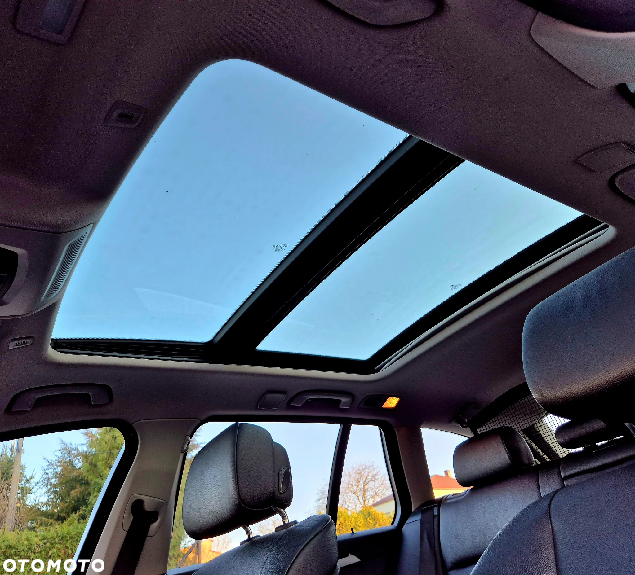 BMW Seria 5 520i Touring - 12