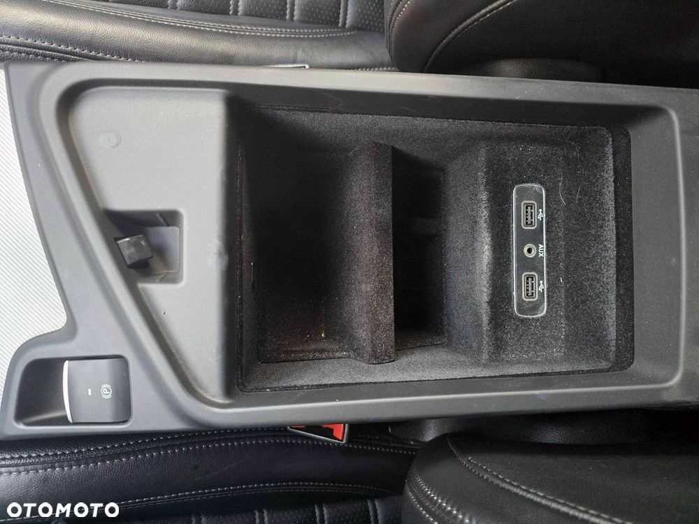 Alfa Romeo Stelvio - 12