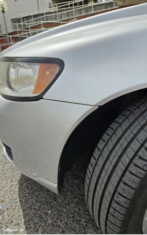 Volvo V50 1.6 D R-Design - 3