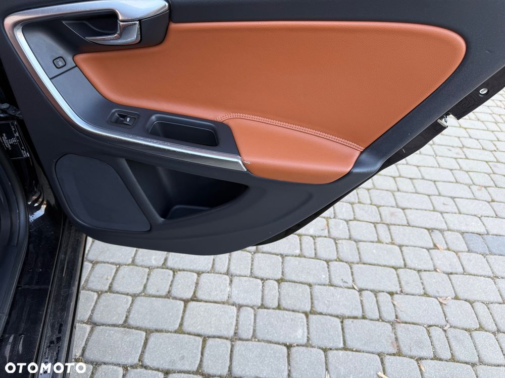 Volvo V60 - 35