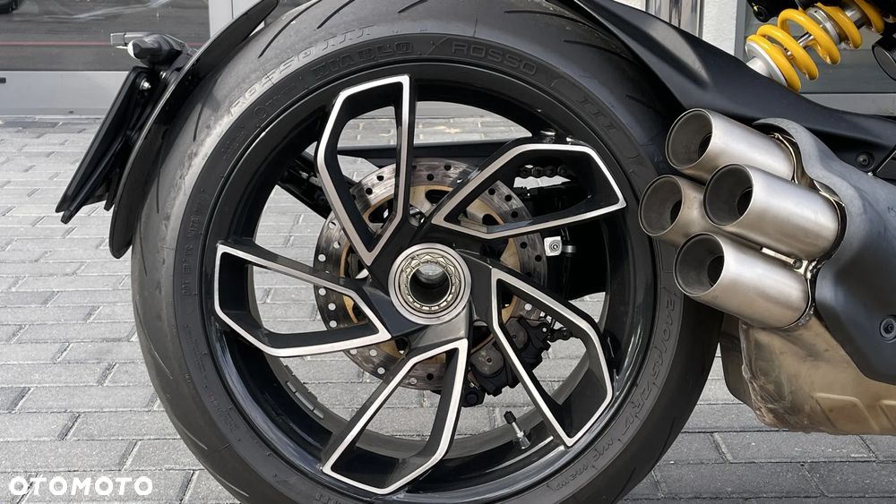 Ducati Diavel - 2