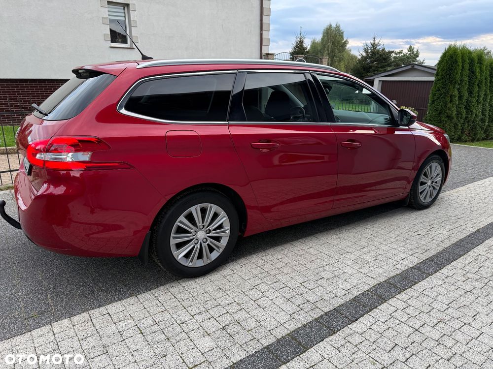 Peugeot 308 BlueHDi FAP 130 Stop & Start Allure Pack - 5