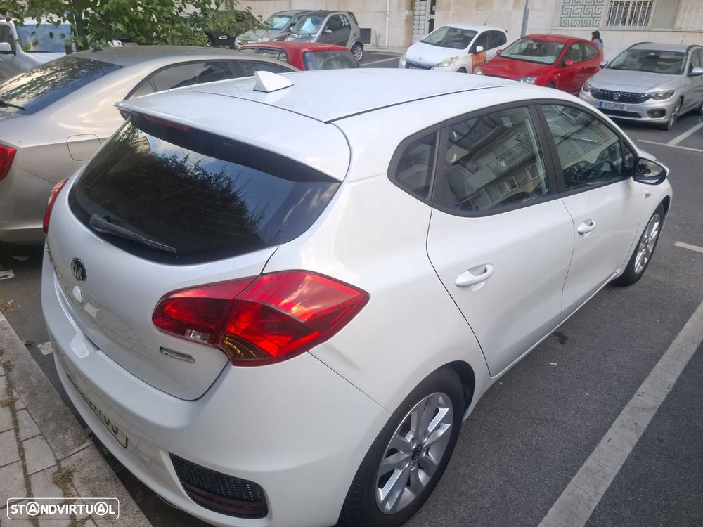 Kia Ceed 1.0 T-GDI Nav Line - 7