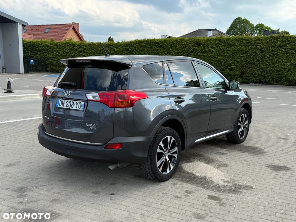 Toyota RAV4 - 9