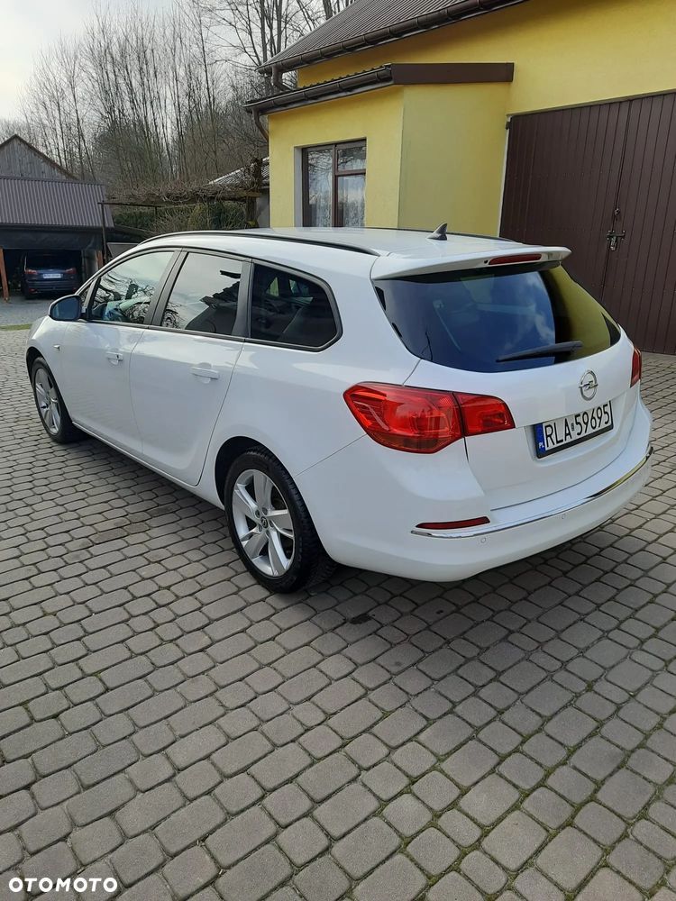 Opel Astra 1.4 T Sport - 8