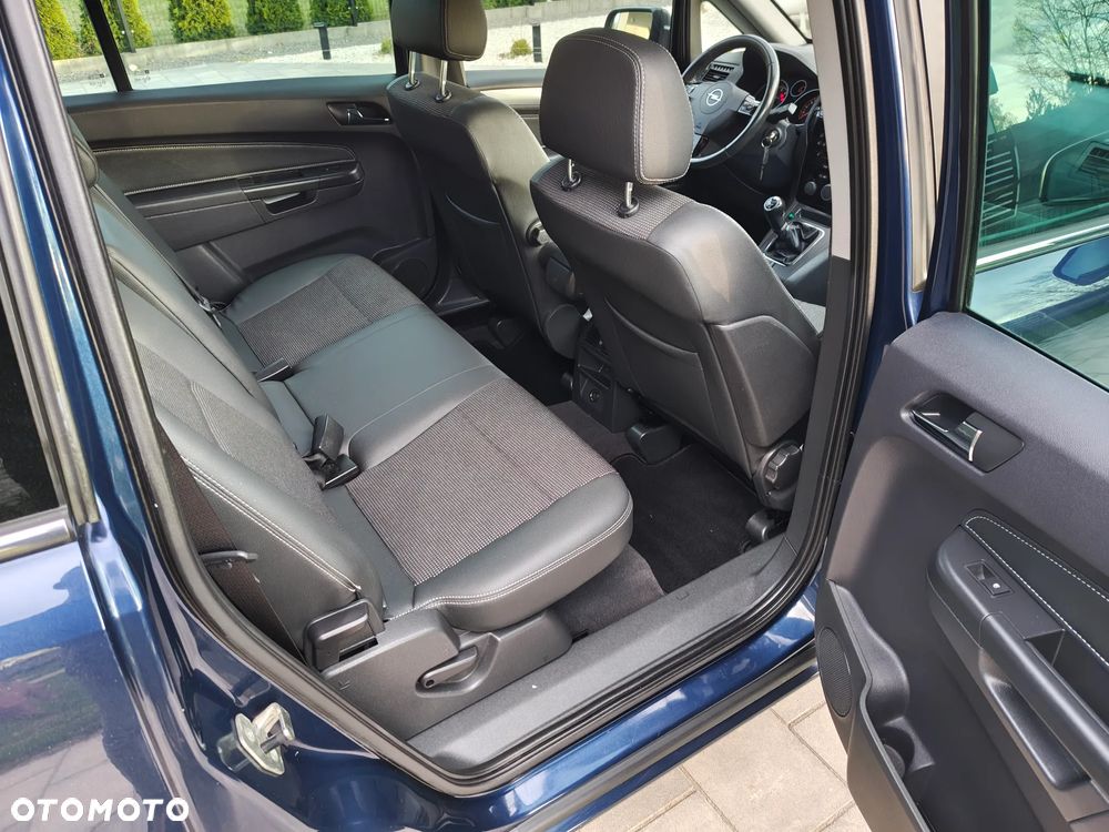Opel Zafira 1.6 ECOFLEX Family Plus - 16