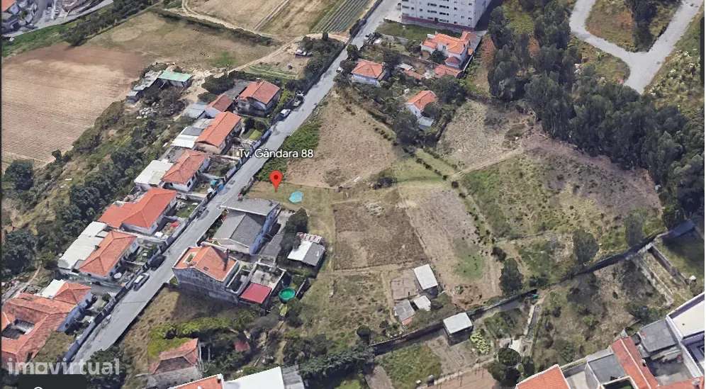Terreno Urbano em Vila Nova de Gaia - 5901m² por 900.000€ - Grande imagem: 3/14