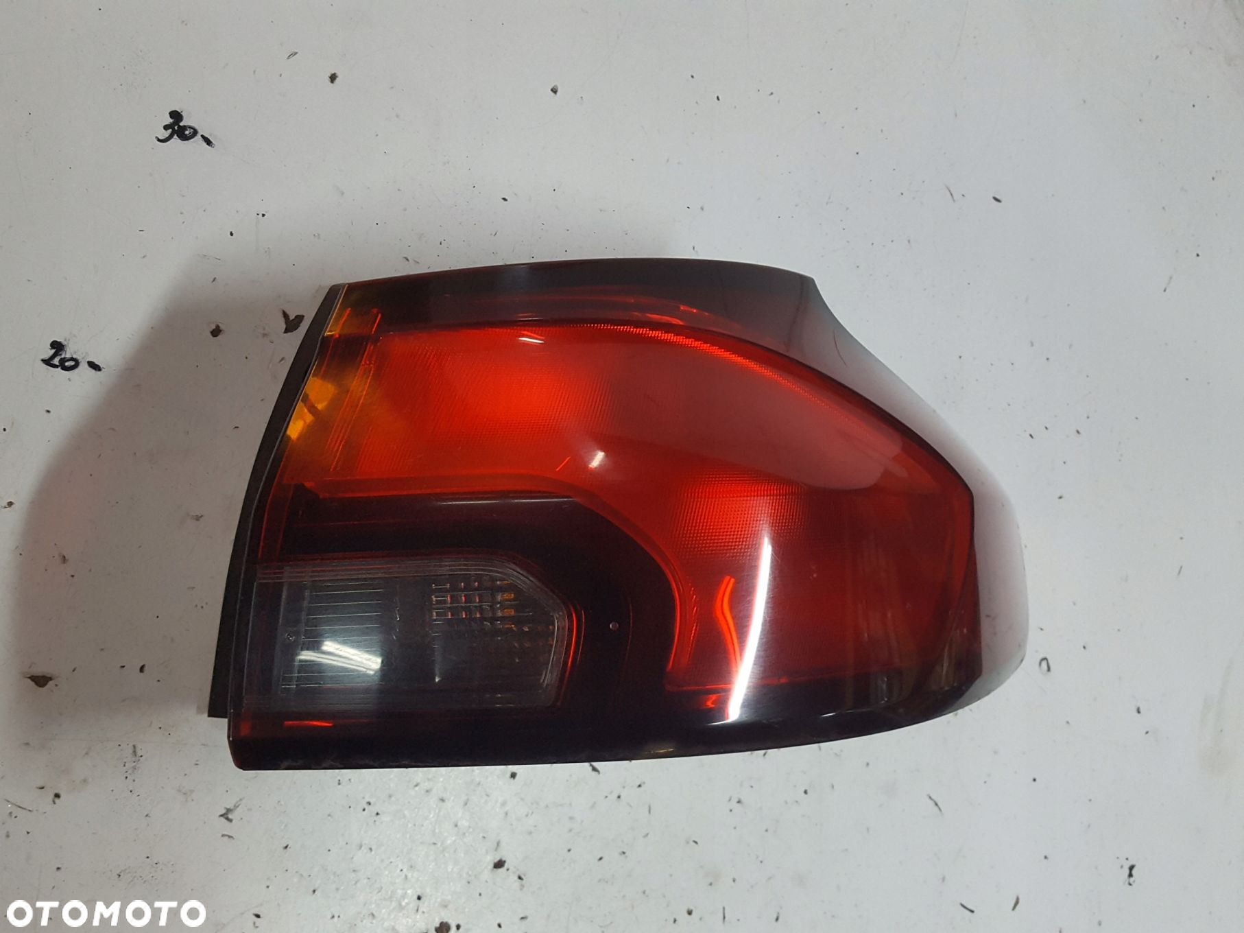 OPEL ZAFIRA III C LIFT 17-19r LAMPA PRAWA TYŁ TYLNA 39033313 - 2