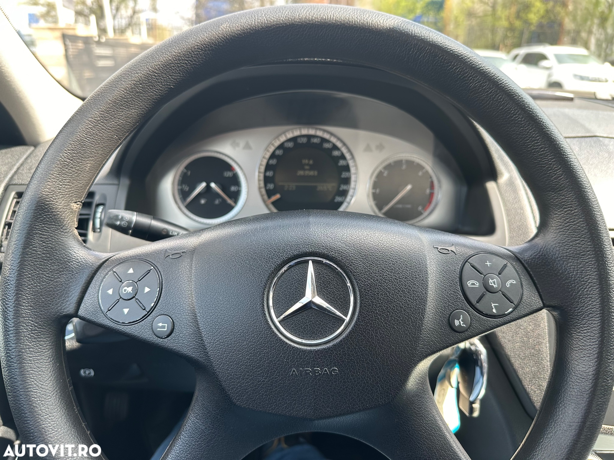 Mercedes-Benz C 220 CDI - 28