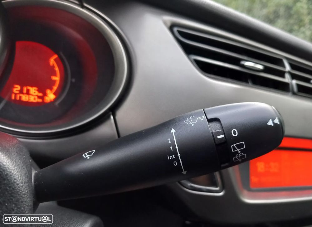 Citroën C3 1.2 VTi Seduction 15 - 19