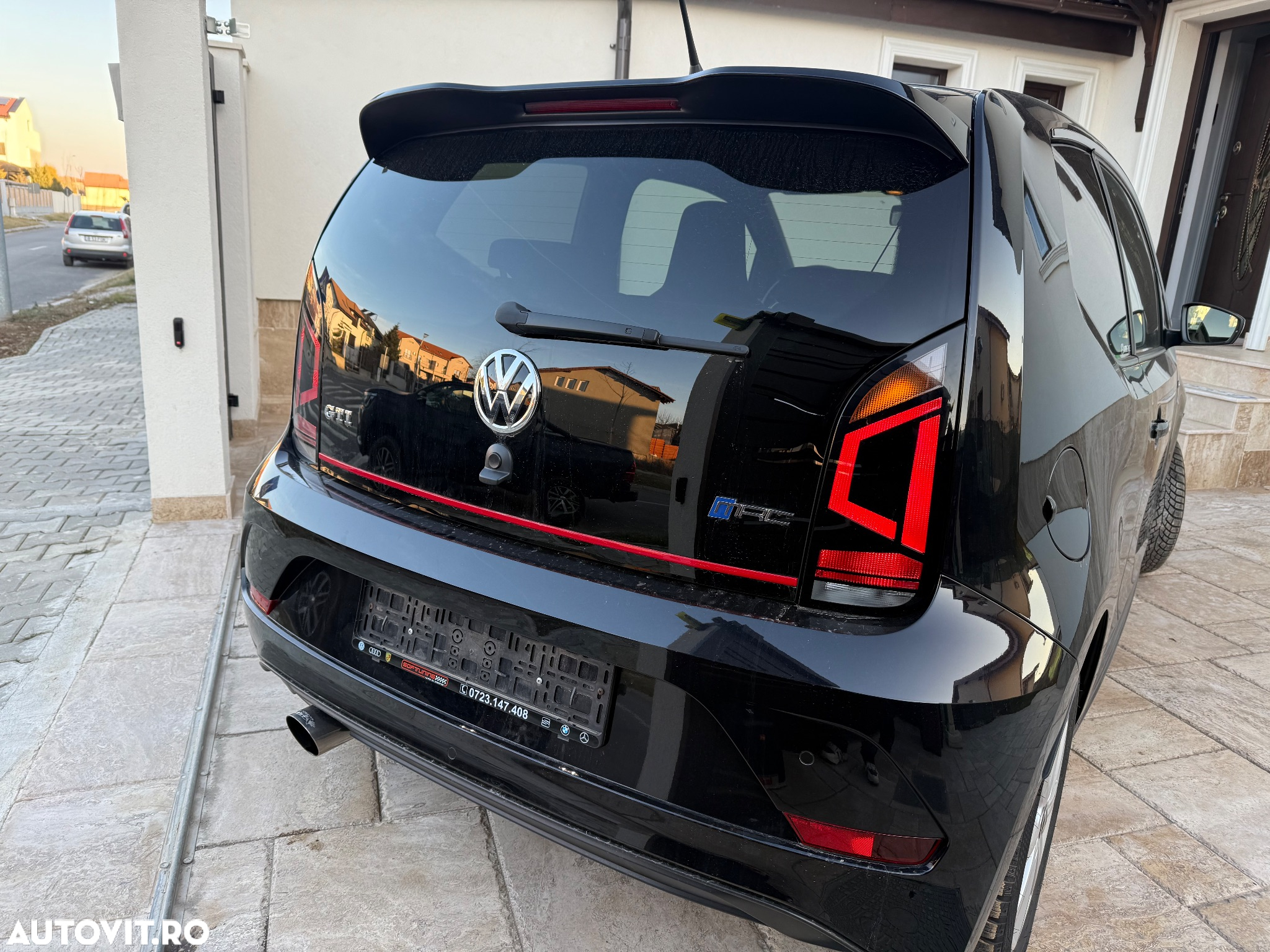 Volkswagen up! GTI - 4