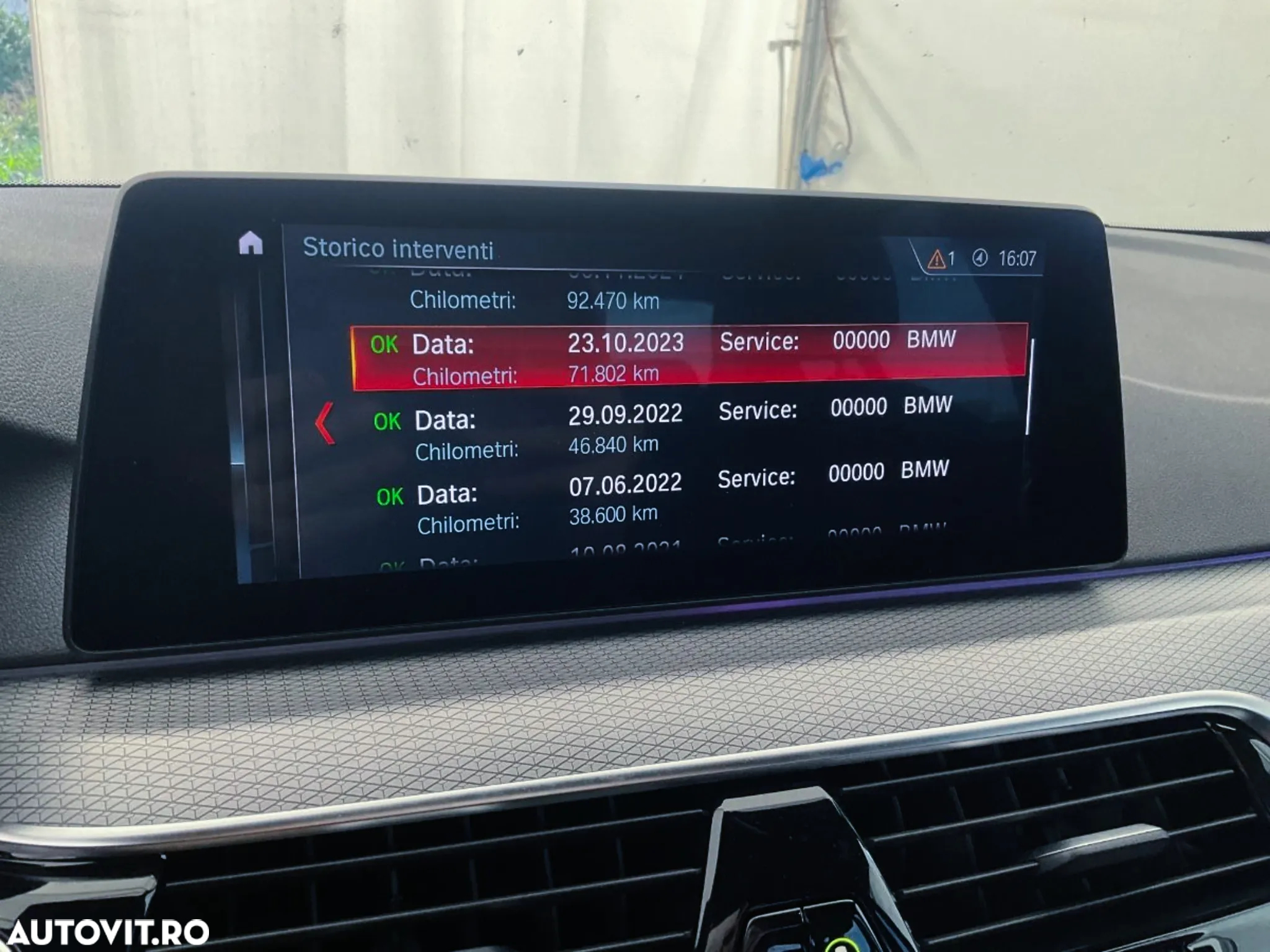 BMW Seria 5 518d AT - 11