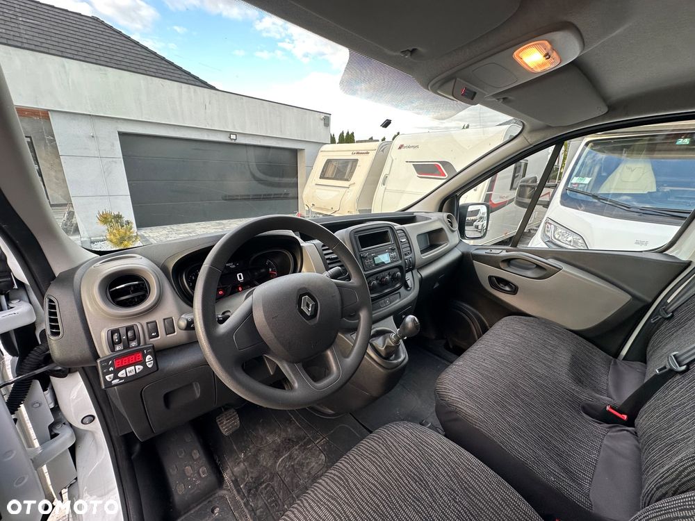 Renault Trafic - 8