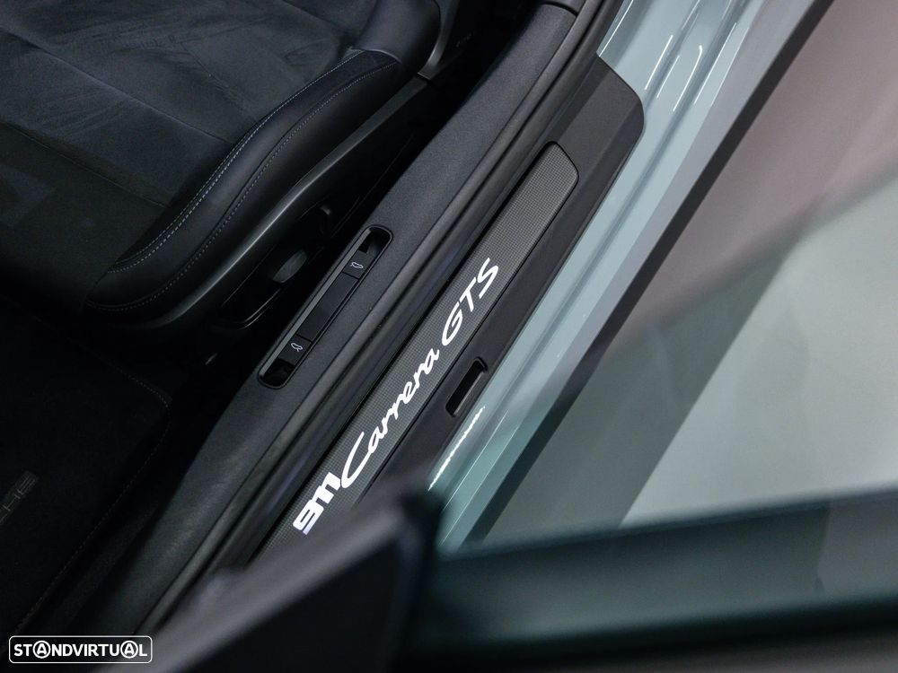 Porsche 911 (992) Carrera GTS - 34