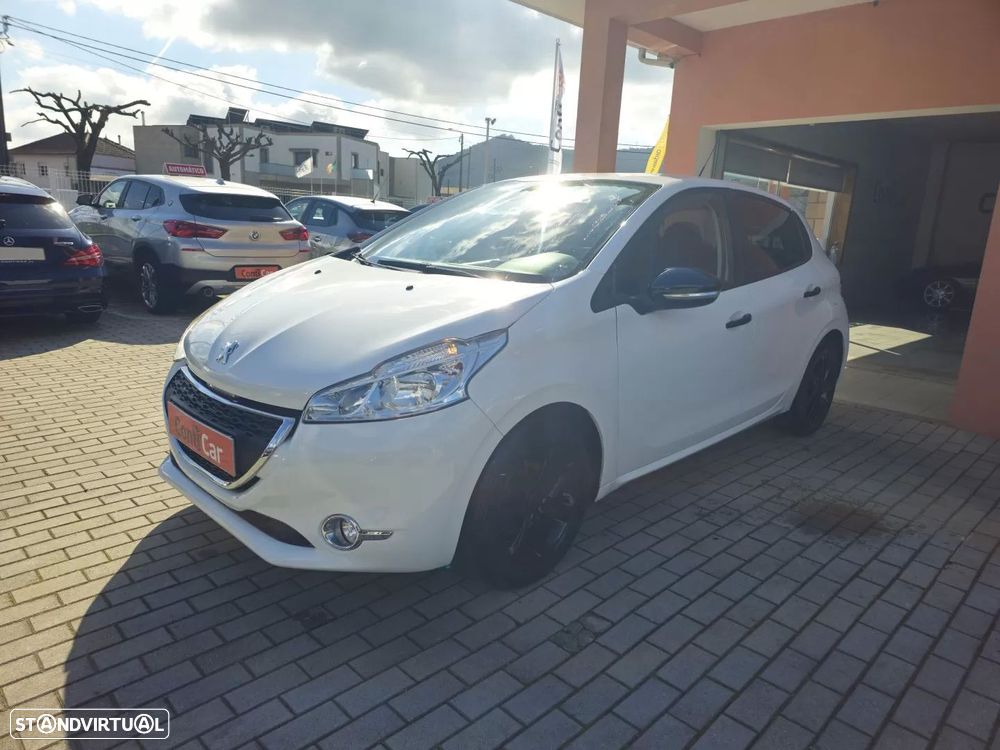 Peugeot 208 1.4 HDi Active - 3