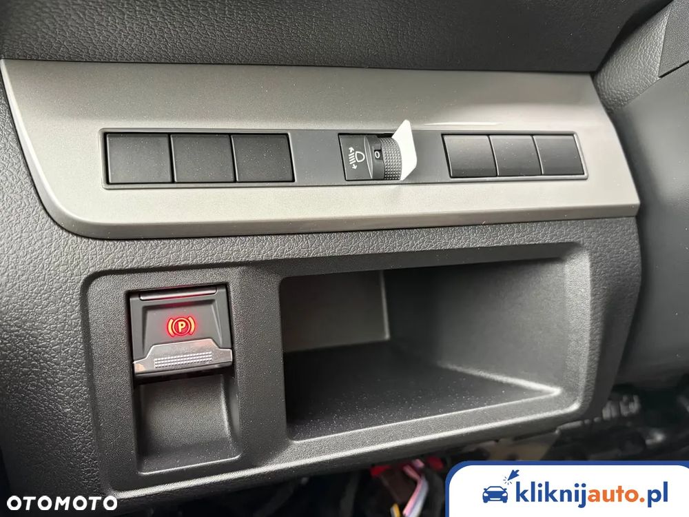 Fiat Scudo Furgon M Diesel 1.5 120 KM Manual - 13