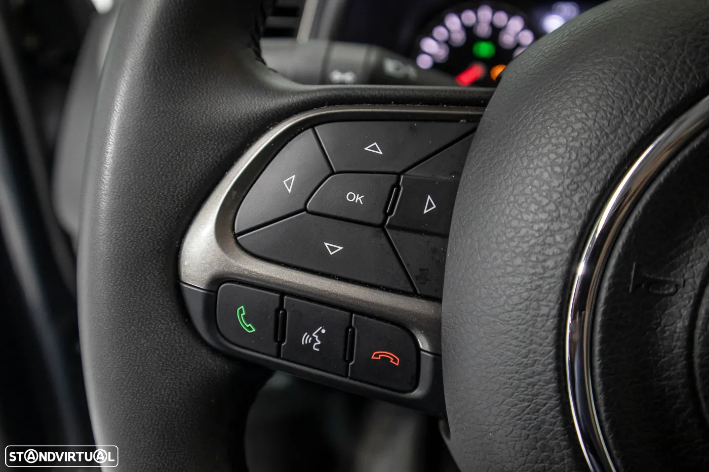 Jeep Renegade 1.0 T Limited - 13