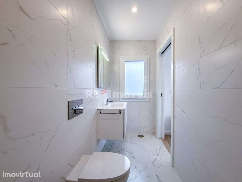 Apartamento T3 Novo c/ Elevador, Garagem e Varanda - Constância - Grande imagem: 2/48