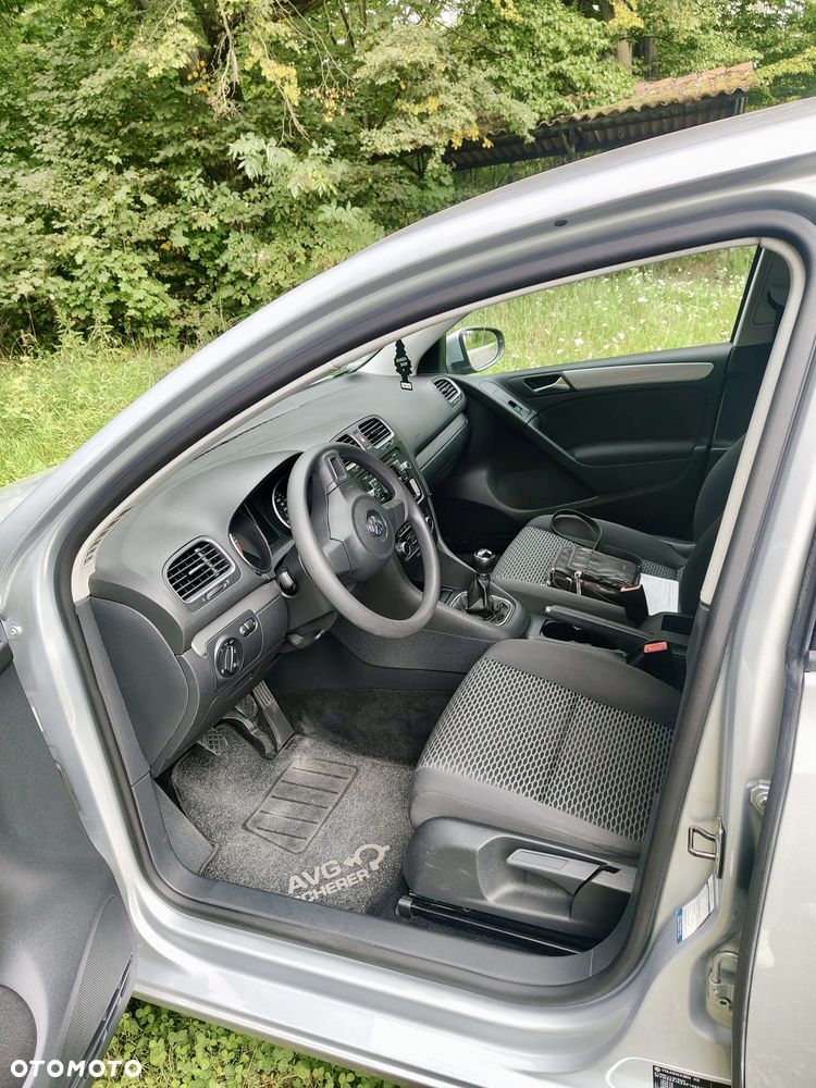 Volkswagen Golf 1.6 TDI DPF Trendline - 6