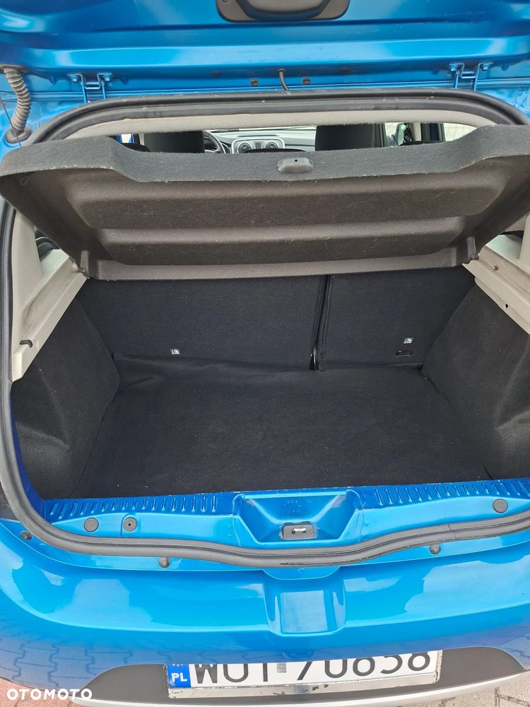 Dacia Sandero - 12