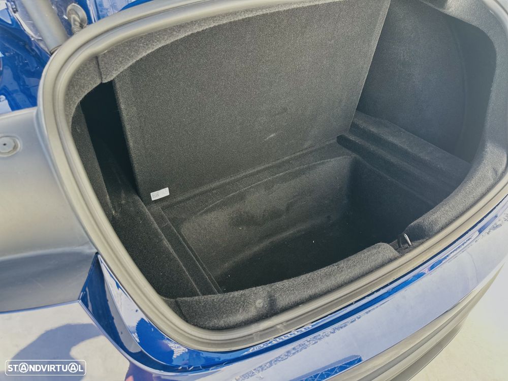 Tesla Model 3 Tração Traseira — fotografia 35
